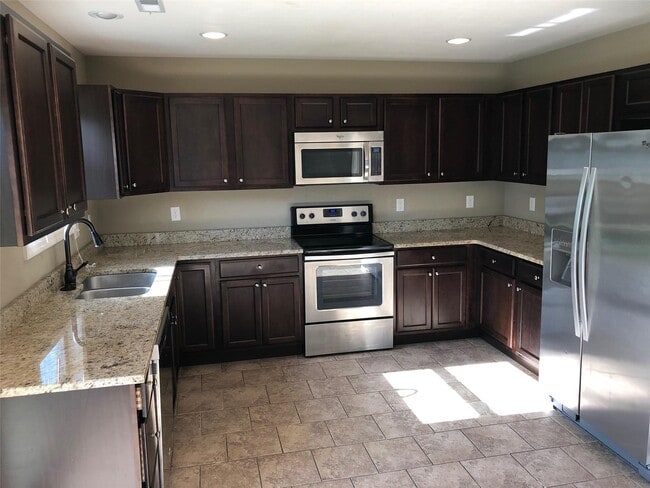 Photo - 114 Prairie Bluffs Dr