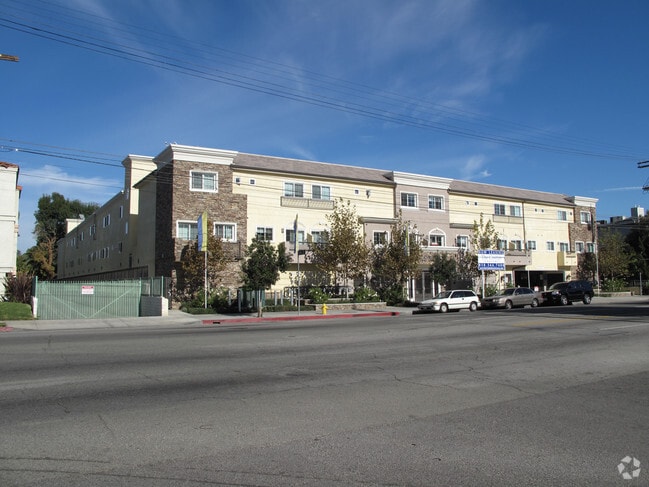 The Casitas Townhomes - The Casitas Townhomes