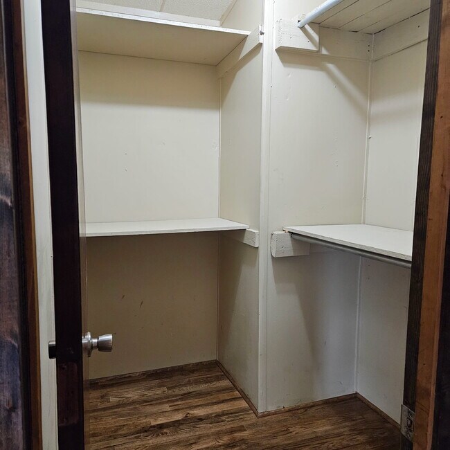 Photo - 129 12 Oaks Cir