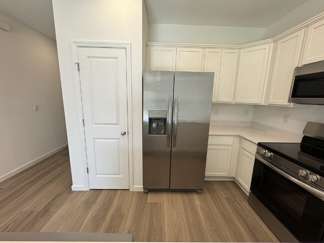 Photo - Holly Cove New Construction 4 Bedroom!!