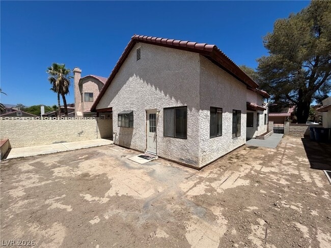 6653 W Joe Michael Way