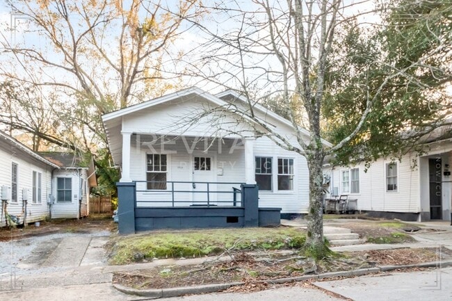 Building Photo - Charming 2-Bedroom Cottage in the Desirable New Saint Francis Community