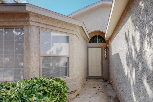 Photo - 745 Valley Meadows Dr