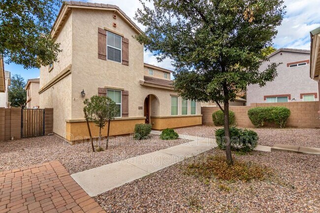 4262 E Carla Vista Dr