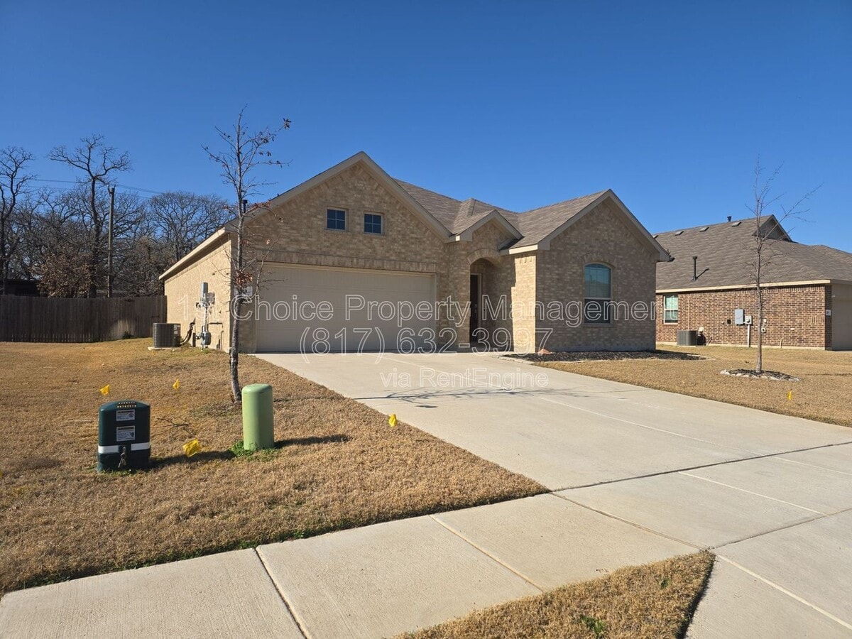 Photo - 213 Post Oak St