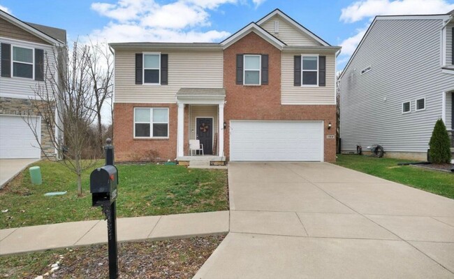 Spacious 4-Bedroom Home – Available Now! - Spacious 4-Bedroom Home – Available Now!