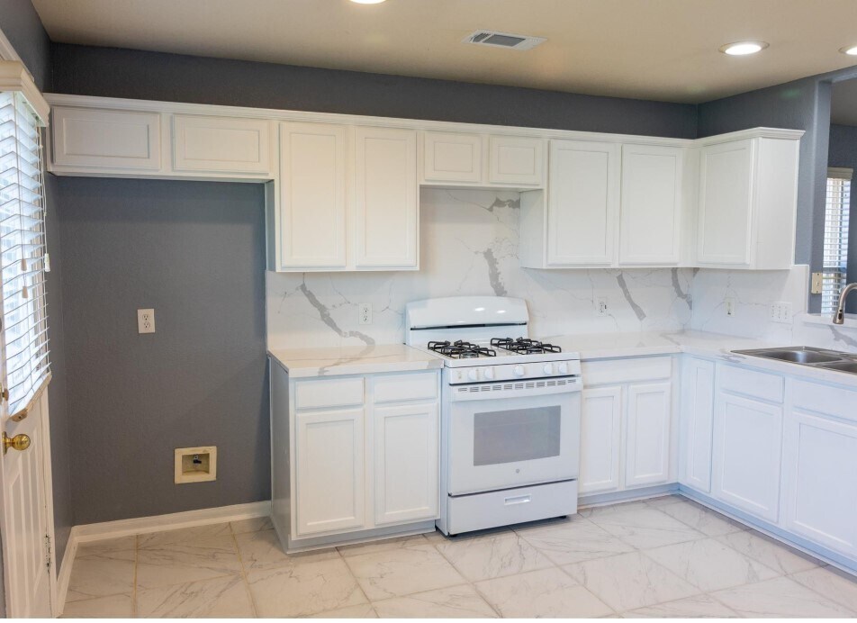 Photo - 5714 Turner Oaks