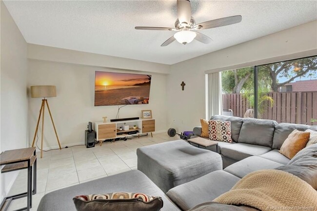 Photo - 2930 SW Sunset Trace Cir