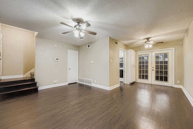 Photo - 214 Austin St