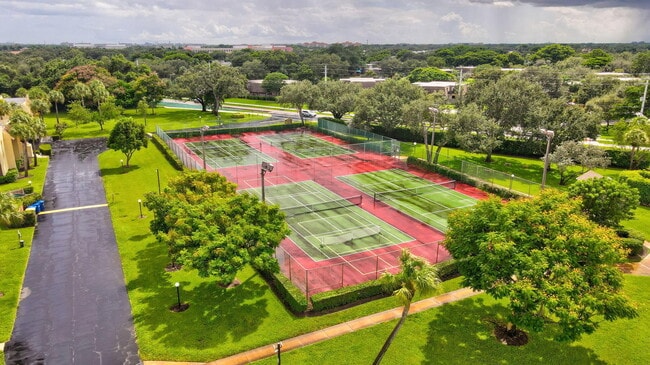 Photo - 2825 SW 22nd Ave Unit 201