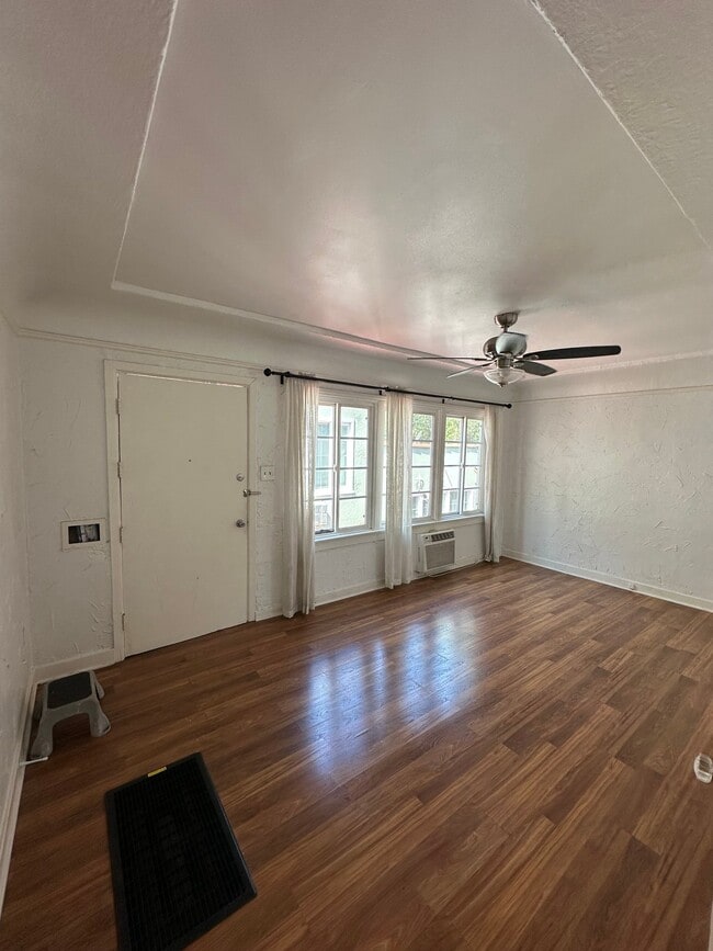 Photo - 1538 Silver Lake Blvd Unit 1538