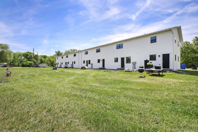 Photo - 424 E Union St, Lone Rock, WI 53556