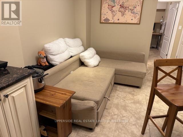 Photo - 202b Finch Ave E