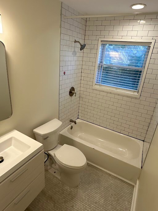 199 Arcadia Cir NW Unit A