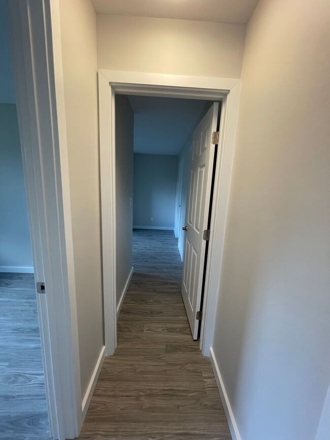 Photo - Kaneohe Duplex - Downstairs unit 2 bedroom...