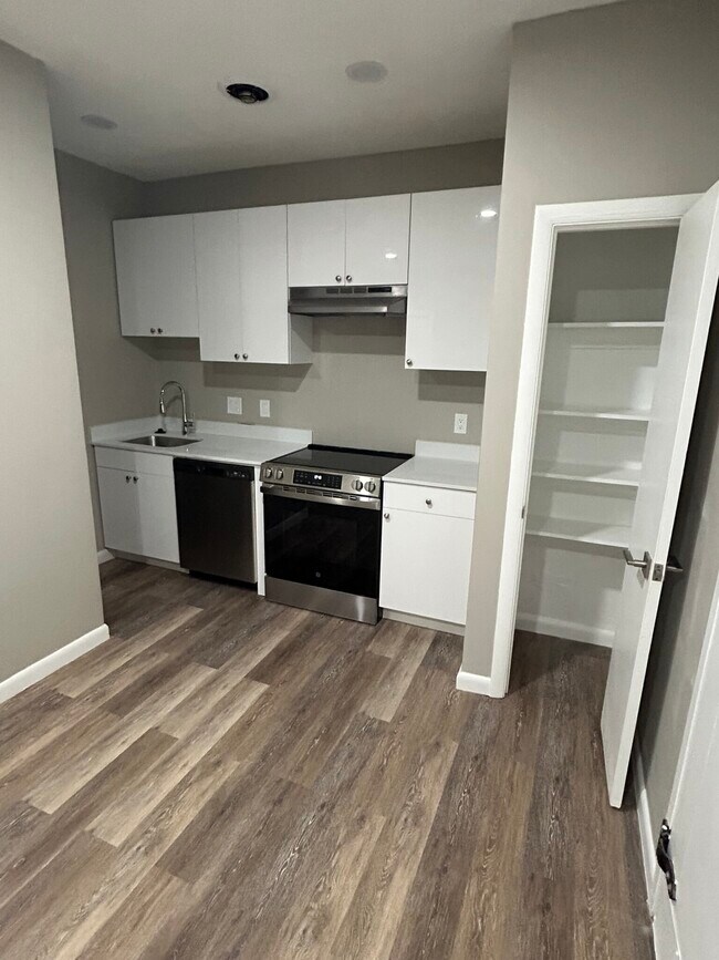 Photo - 50 Evergreen St Unit 14