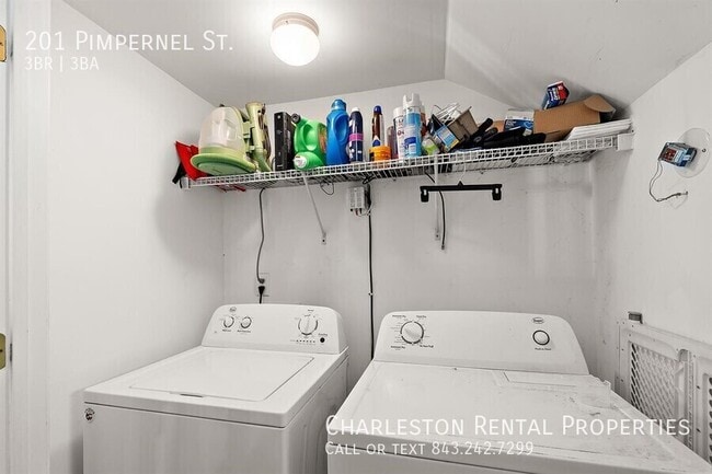 Photo - 201 Pimpernel St