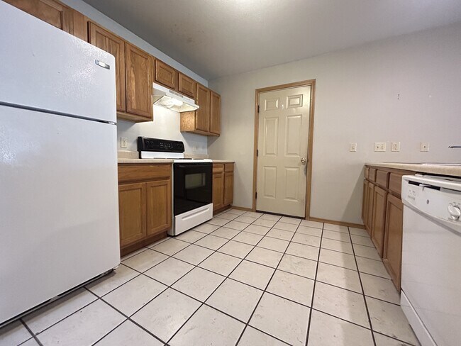 962 A Remington Dr