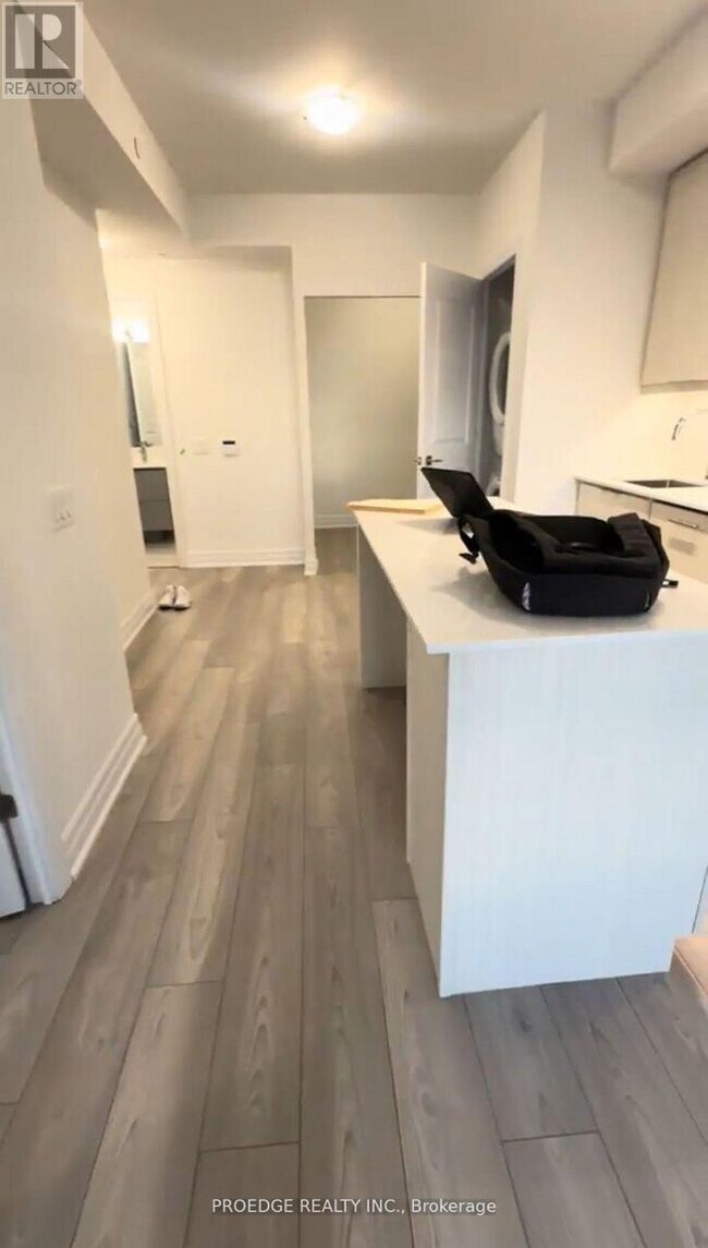 Photo - 36 Elm Dr W Unit 1606