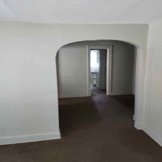 451 Louis Coleman Jr Drive Unit Apt 4 Condo for Rent in Louisville