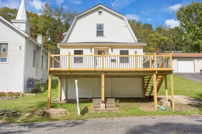 Photo - 937 Pleasant View St