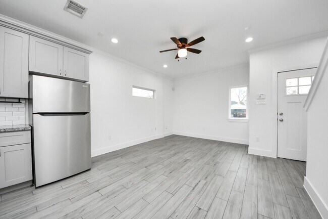 Photo - 8305 Prairie View Dr