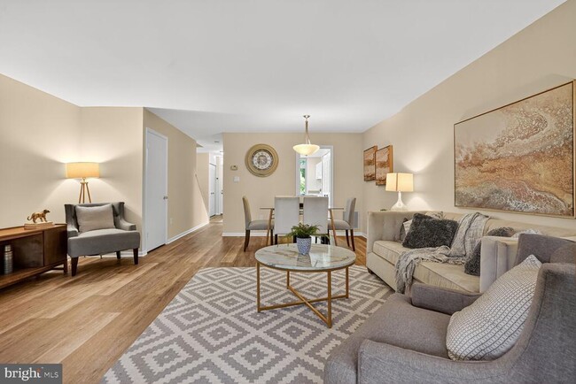 Photo - 1729 S Hayes St