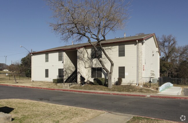 Photo - Walnut Creek Apartments