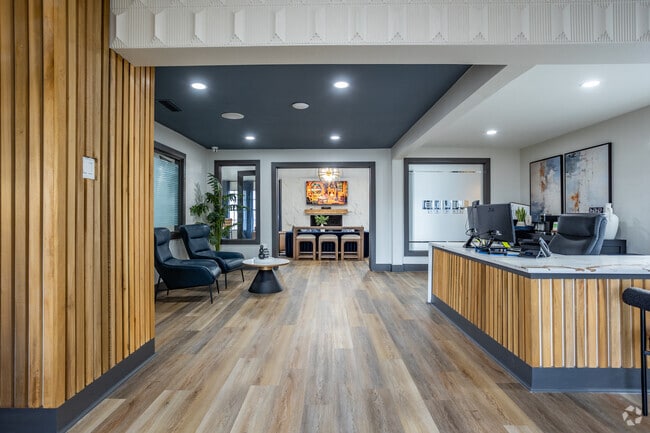 Lobby - Eleven600 Rental