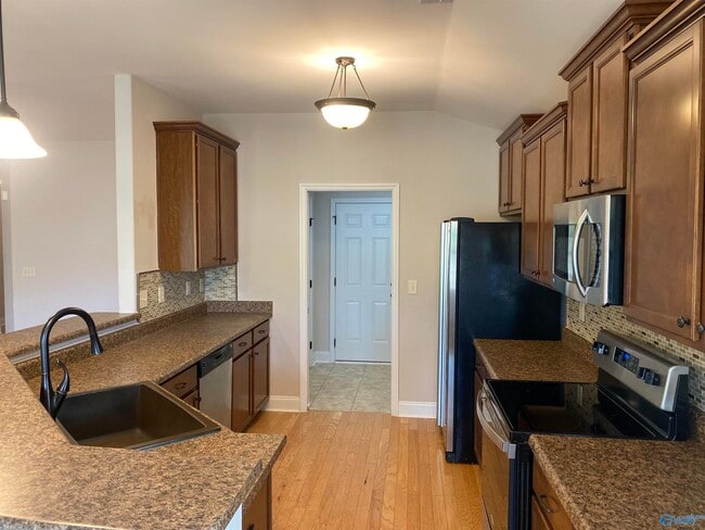 Photo - 128 Somerset Park Dr