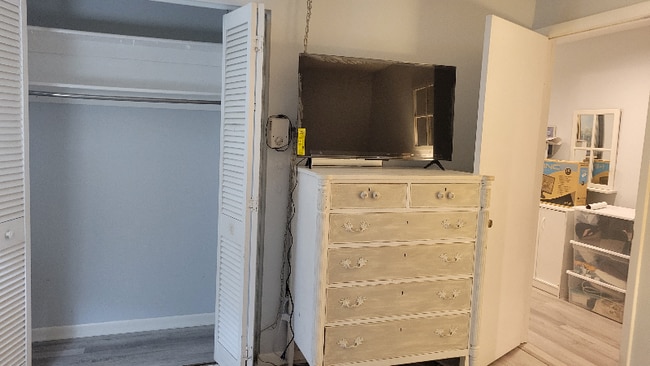 Photo - 9582 118th St N Unidad 5