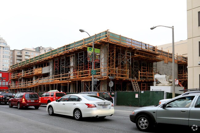 Photo - 1450 Franklin St