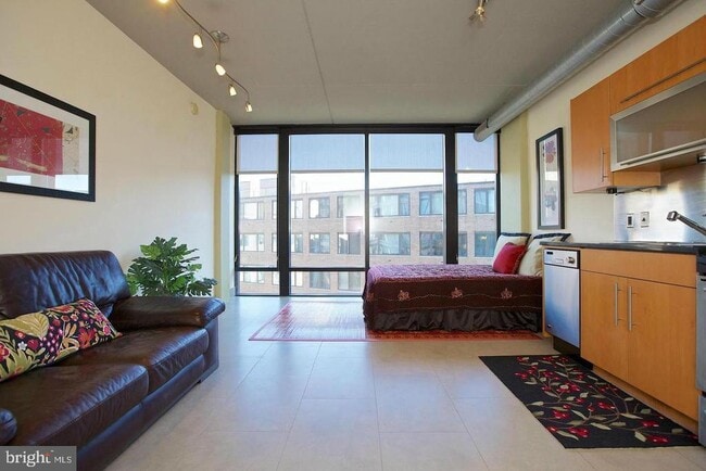 Photo - 1133 14th St NW Unidad 905