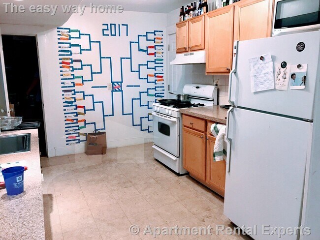 Photo - 223 Summer St Unidad #3L