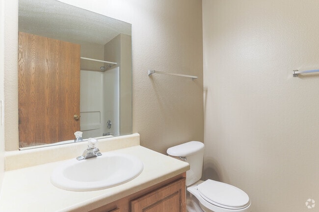 2HAB, 2BA - 22B - Deerfield Apartments Council Bluffs
