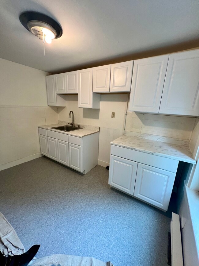 Photo - 7 Court St Apartments Unit 1