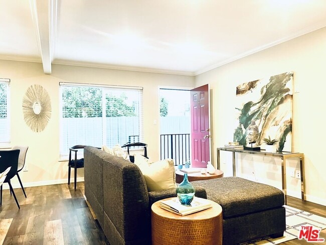 Photo - 1618 N Kenmore Ave Unit 3