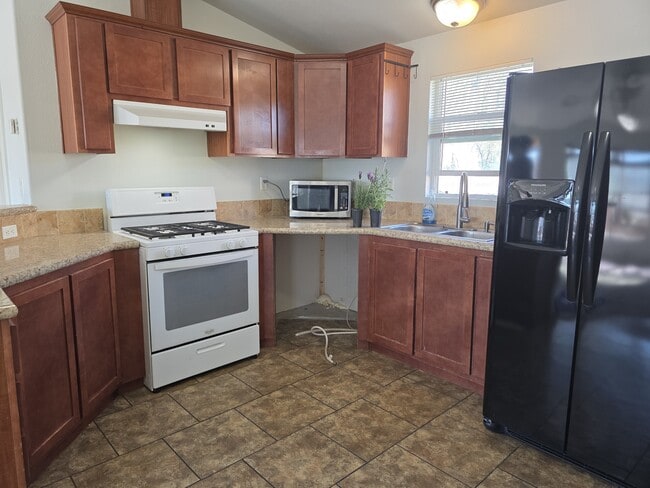 Photo - 560 Canal St