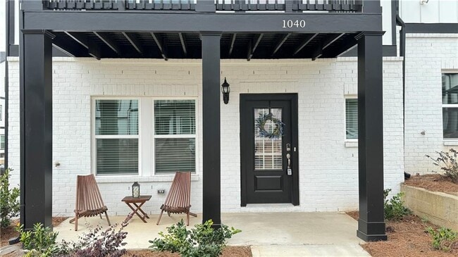 Photo - 1040 Knoxboro Ln