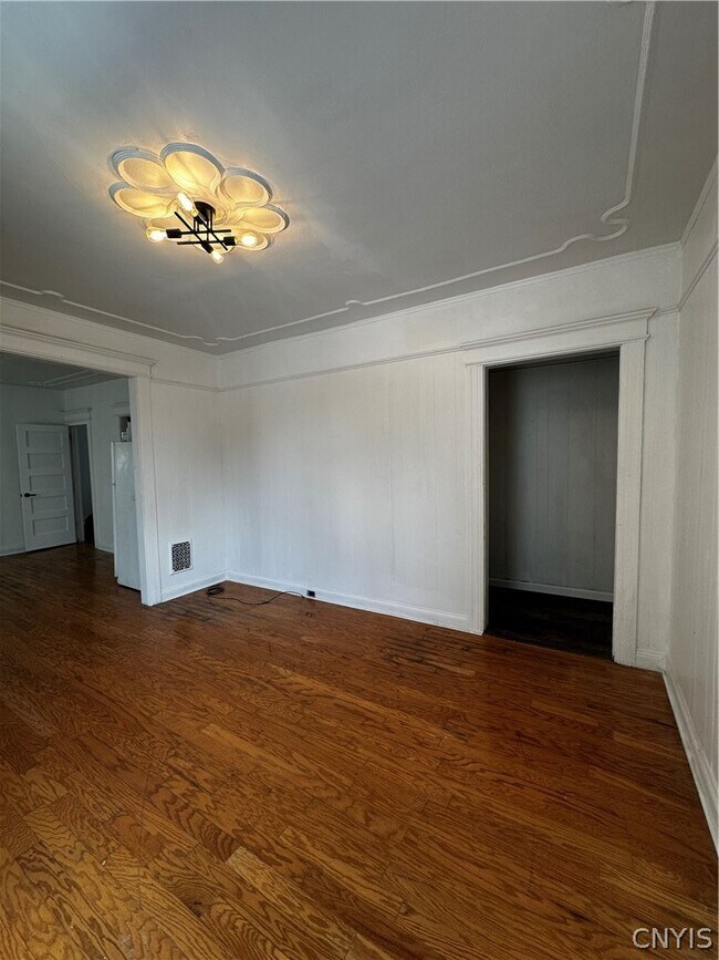 Photo - 113 E Brighton Ave