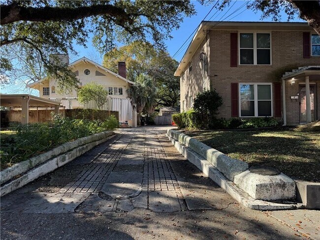 Photo - 4420 Arts St