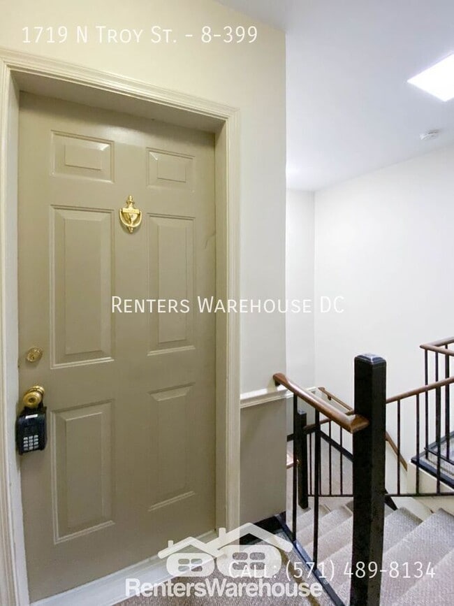 Photo - 1719 N Troy St