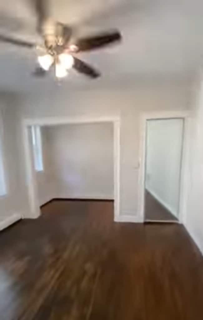 Building Photo - Beautiful Studio Condo in Vibrant Brighton!