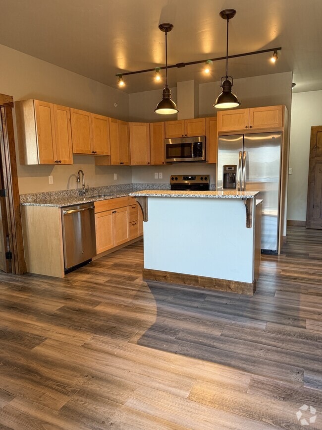 Building Photo - 35 5th St W Unit 303 Rental