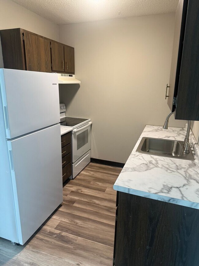 Photo - Comfortable 2BR Apartment in SW CoMo Unit 106