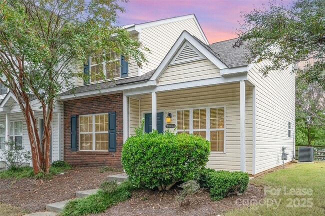 Photo - 16849 Greenlawn Hills Ct