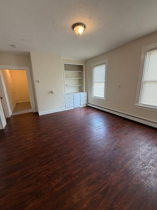 Building Photo - 367 State St Unit 3