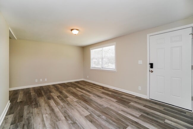 Photo - 357 Amesbury Dr