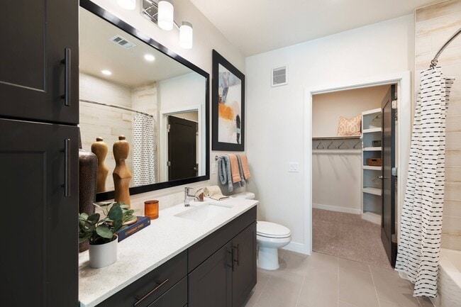 Photo - Score Big: Get Up to 8 Weeks FREE Rent! Unit AHSY2