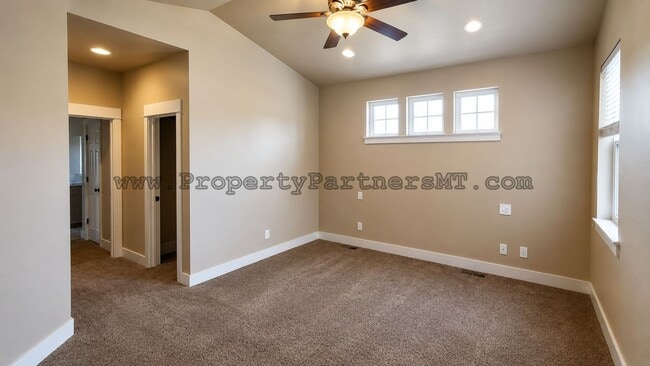 Photo - *** Beautiful *** 3 Bed 2 Bath house in Alder Creek